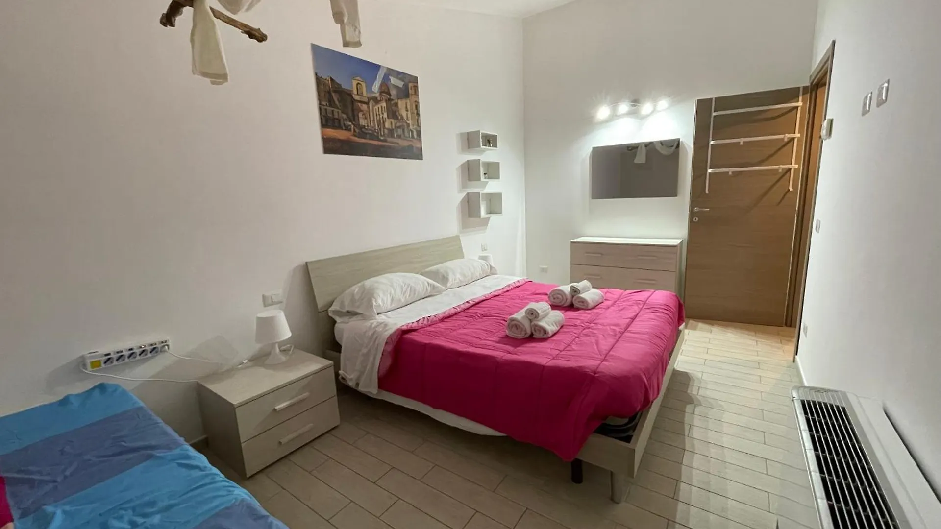 Quaroni Palace - Giulia'S Apartment Palermo 0*,  Italy